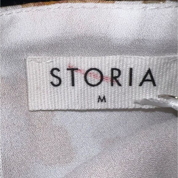 Storia Andrea Floral Top in White Gold Blouse Size Medium NWT - Picture 7 of 11